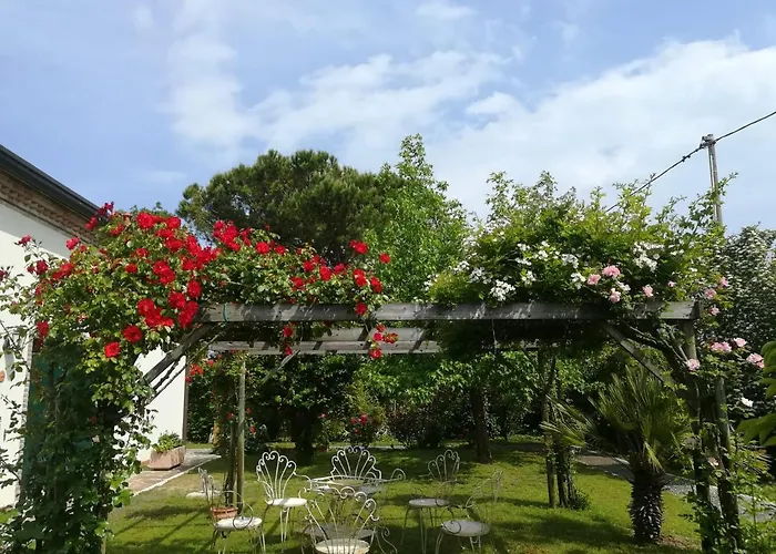 Casa Pianta Гостевой дом Каваллино
